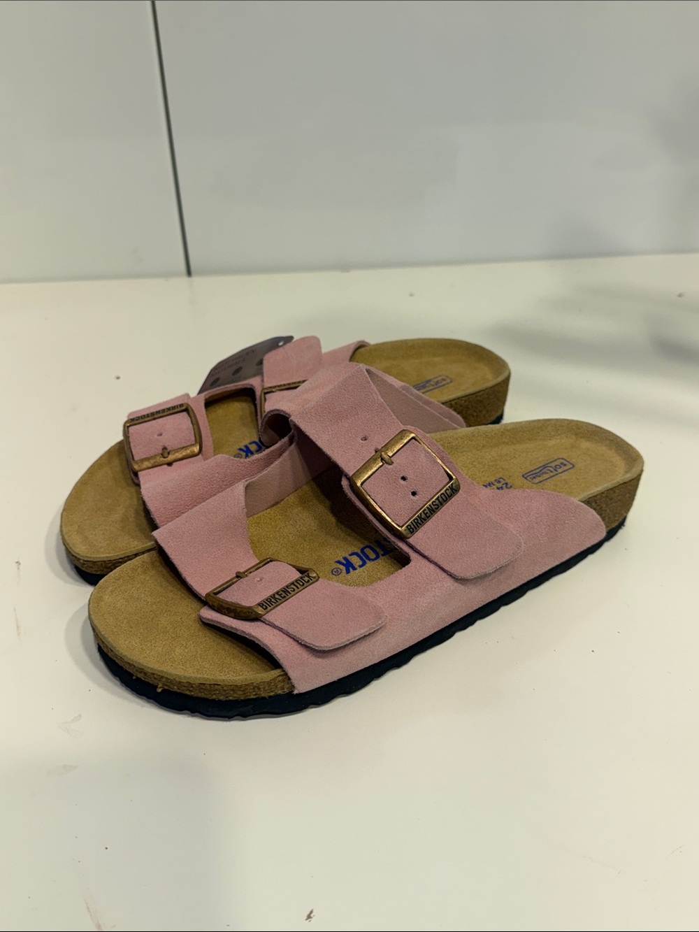 Like new Birkenstock Arizona Pink Suede Double Strap Sandals 6-6.5